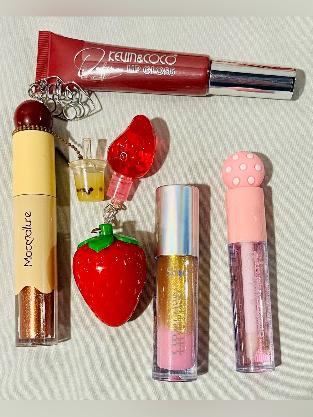 5 Pack Assorted Lip Balm & Gloss